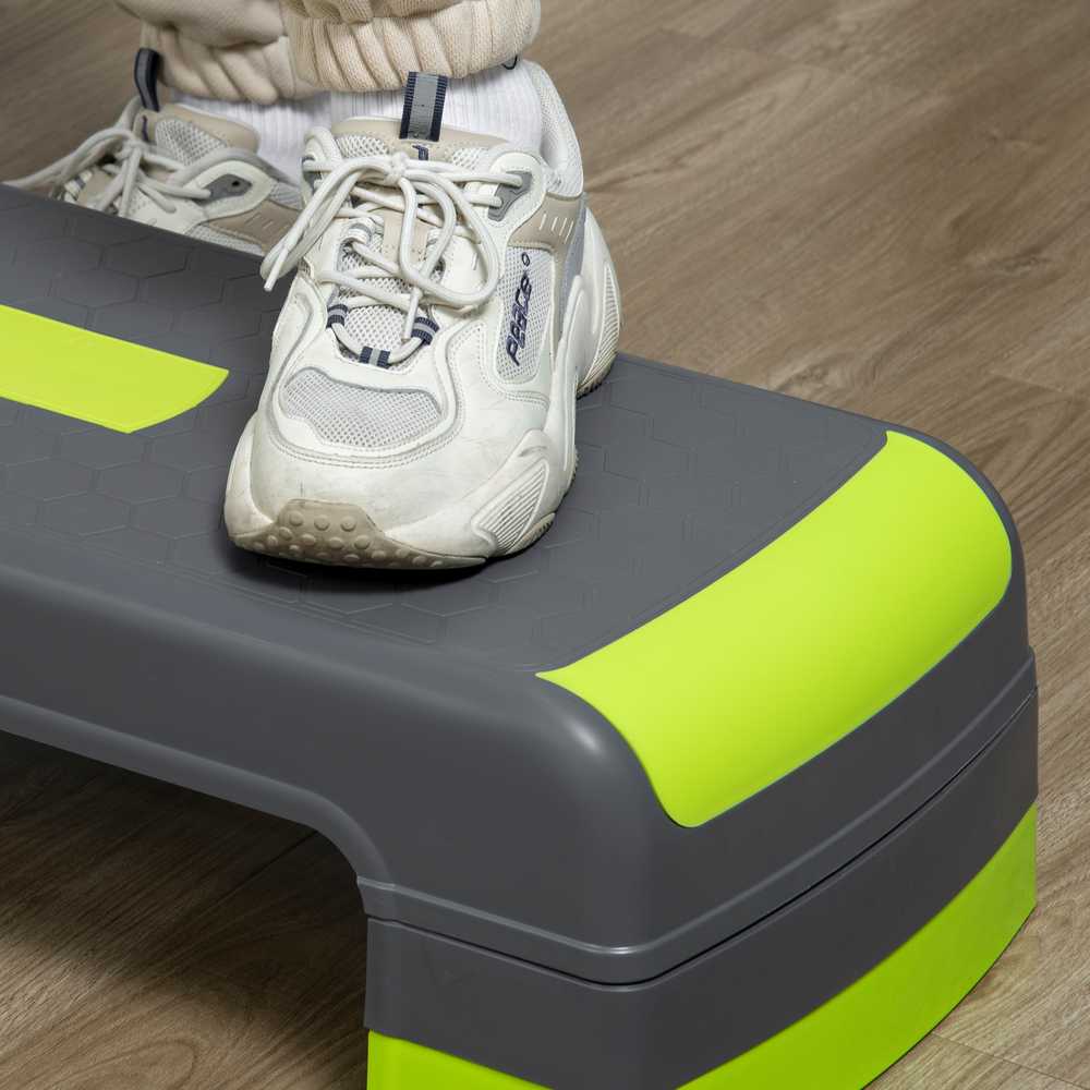 HOMCOM aerobikos steperis, reguliuojamo aukščio fitneso treniruoklis su 3 pakopomis (10/15/20 cm), skirtas naudojimui namuose, iki 150 kg, 78 x 28 x 10–20 cm, žalias