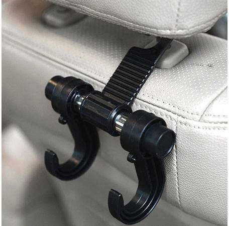 Automobilio kabykla su dviem kabliais