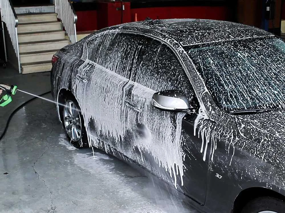 Automobilio plovimo pistoletas su putų purkštuvu ir 4 režimais