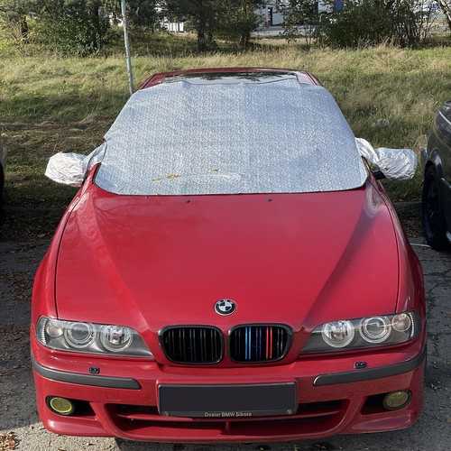 Iso Trade Magnetinis automobilio priekinio stiklo uždangalas Xtrobb 22961