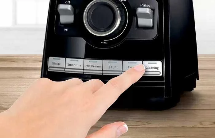 Kokteilinė Bosch MMBH4P3B