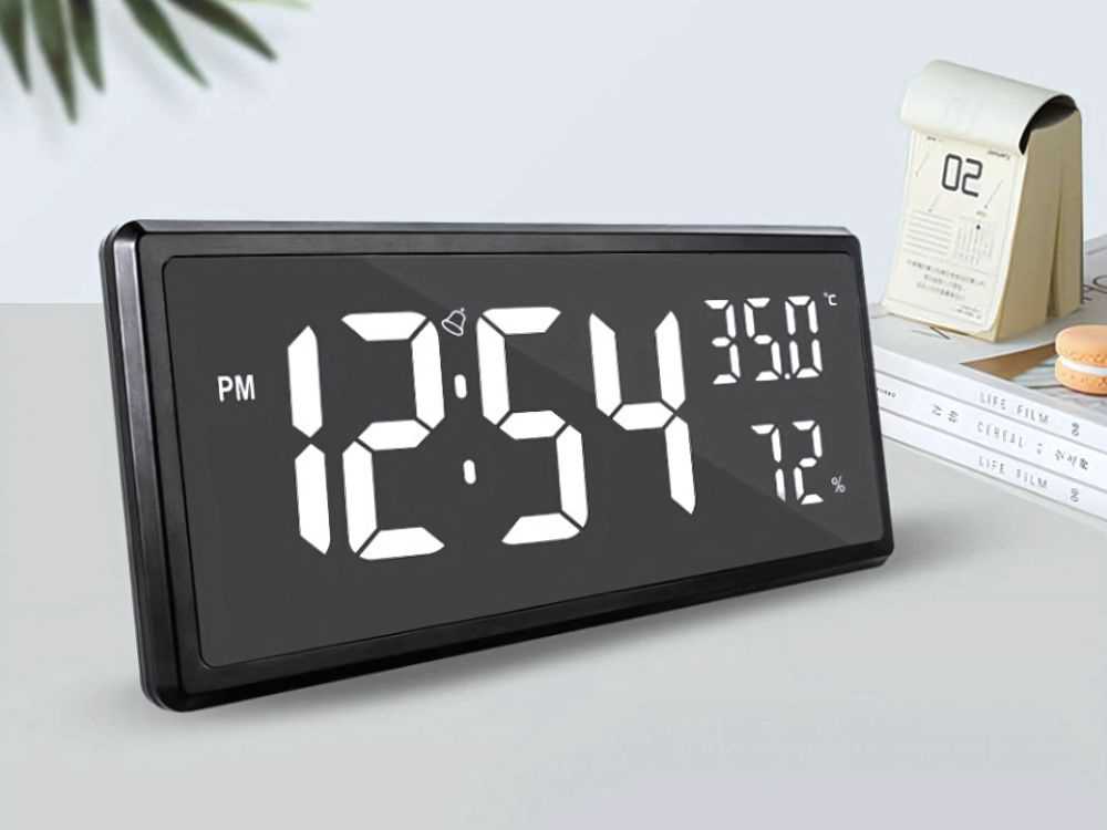 Elektroninis laikrodis-žadintuvas su LED ekranu, 15x35 cm, juodas