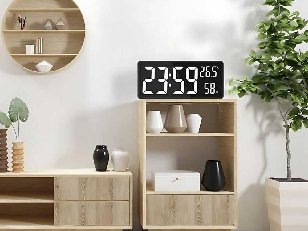 Elektroninis laikrodis-žadintuvas su LED ekranu, 15x35 cm, juodas