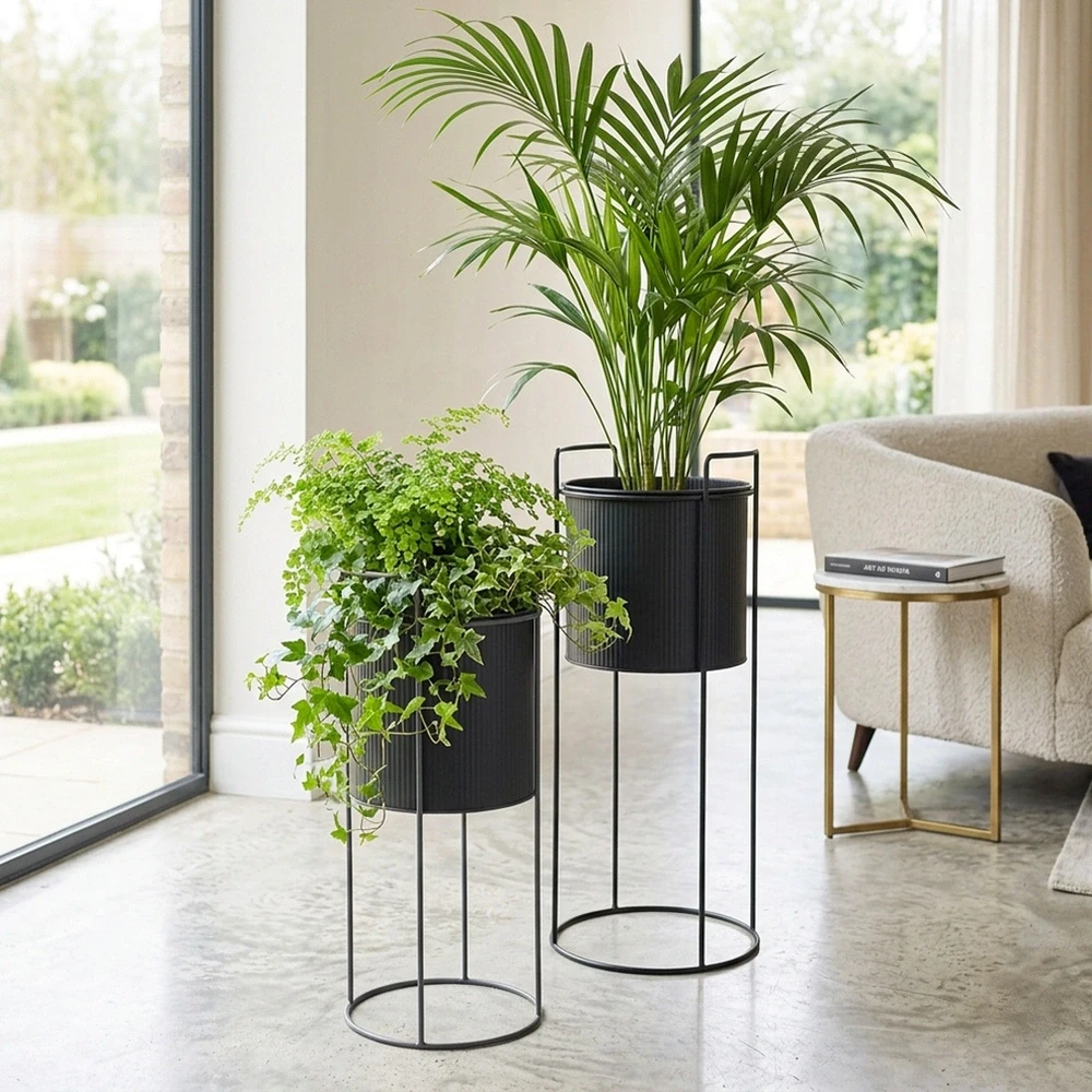 Home Styling Collection Gėlių stovai su išimamais vazonais, juodi, 20,5 × 20,5 × 50,5 cm ir 18,5 × 18,5 × 39,5 cm, 2 vnt.