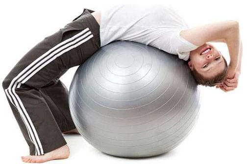 Gimnastikos kamuolys su pompa, 65 cm, raudonas