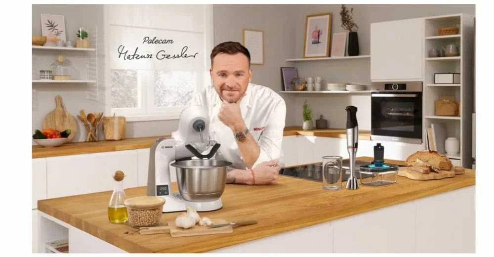 Kaitlentė su integruotu gartraukiu Bosch PVS611B16E  60cm.