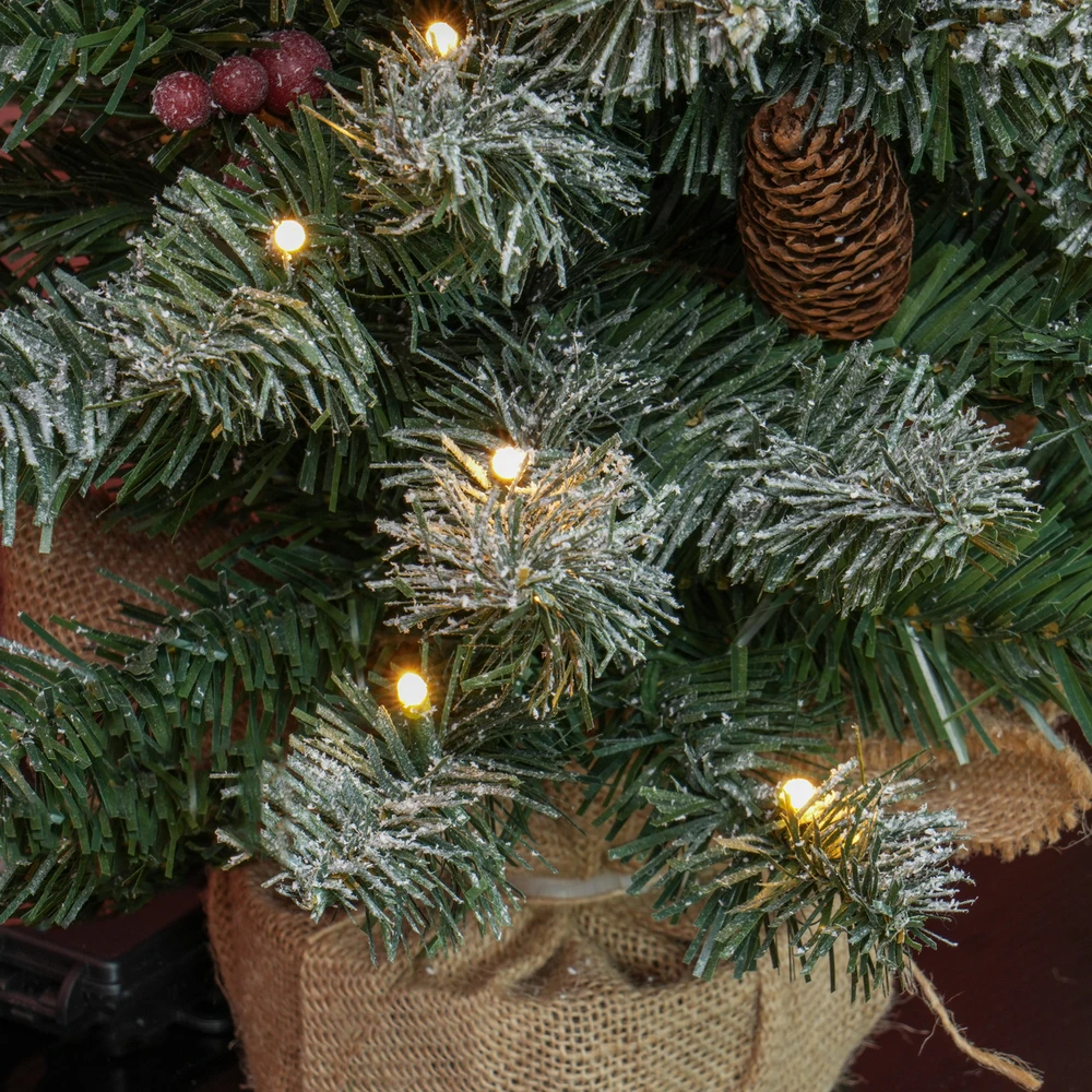 Kalėdinė eglutė su 50 LED ir 6 val. laikmačiu, žalia/balta, Ø 35 × 60 cm