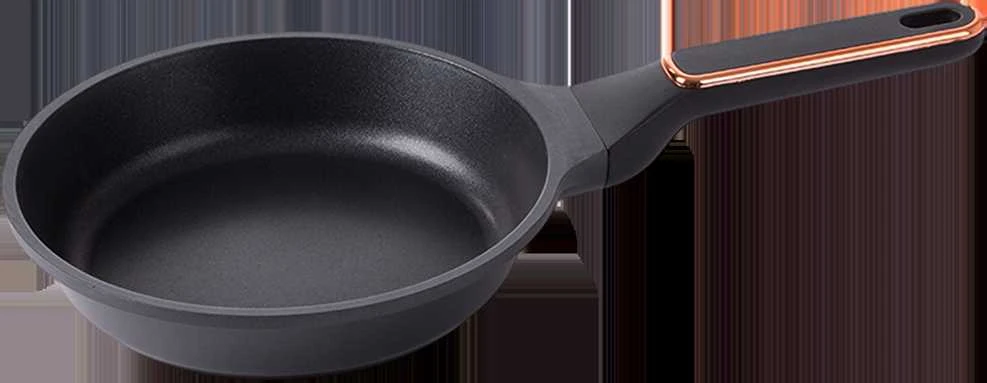 Keptuvė 20 cm