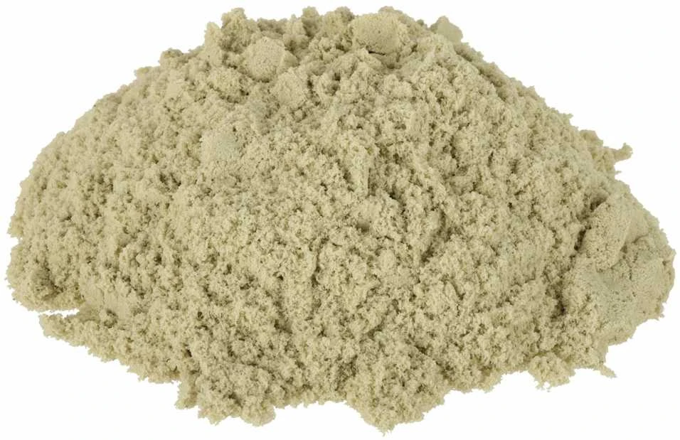 Kinetinis smėlis kibirėlyje 1kg melės smėlio spalvos