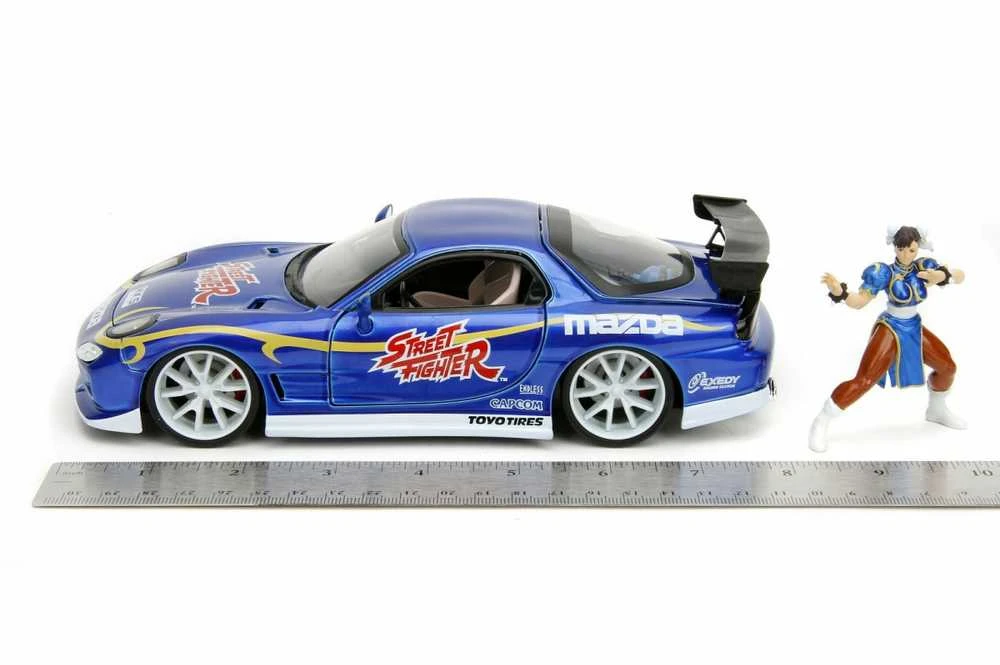 Kolekcinis modelis Jada Toys: Street Fighter 1993 Mazda RX-7 1:24
