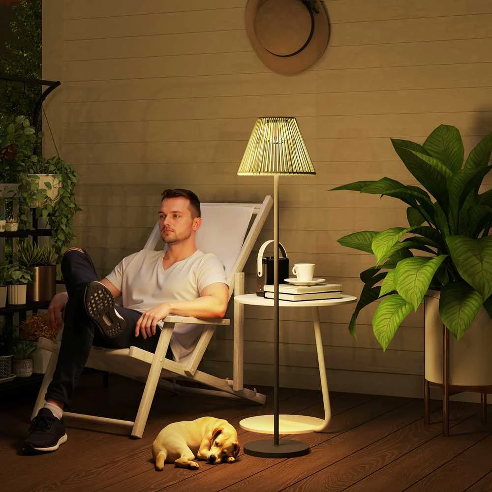 Outsunny saulės energija varomas pastatomas šviestuvas, rotango stiliaus, su šviesos jutikliu, 25 šviesos diodai, automatinis, Boho stiliaus, IP44 atsparus vandeniui lauko šviestuvas sodui, balkonui, kiemui, Ø33x135 cm