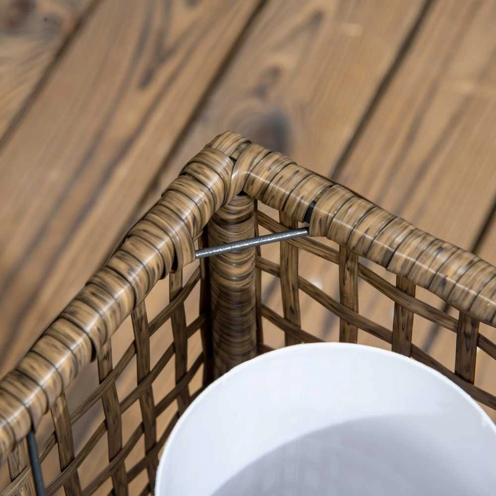 „Outsunny“ saulės energija maitinamas šviestuvas, „Rattan“ dizainas, vandeniui atsparus, su šviesos jutikliu, LED lauko šviestuvas, 15,5 x 15,5 x 46 cm