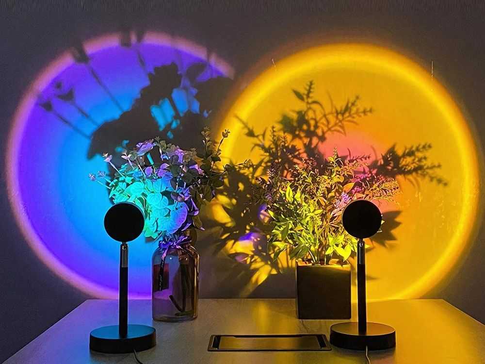 LED projektorius lempa su RGB spalvų imitacija ir nuotoliniu valdymu
