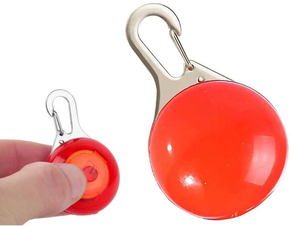 LED šviesos pakabukas šuniui ir katei - raudonas