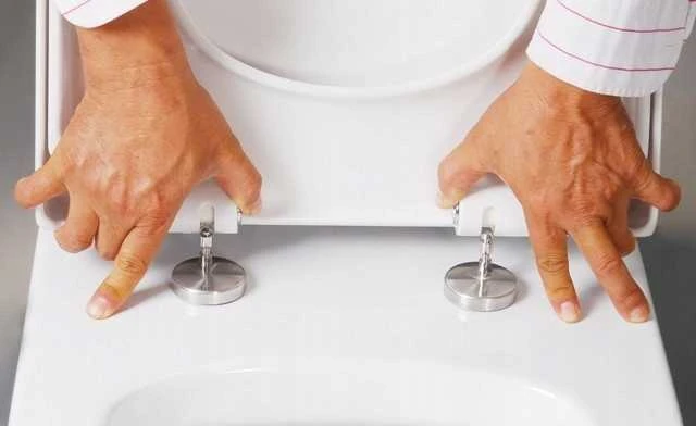 Mexen Duroplast Slim Lena, Rico, Sofia, Carmen klozeto lėtai nusileidžiantis dangtis, juodas