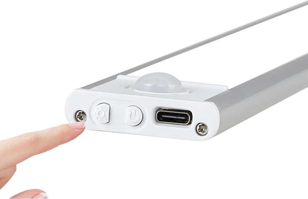 Lipnus LED šviestuvas po spintele 30 cm su USB