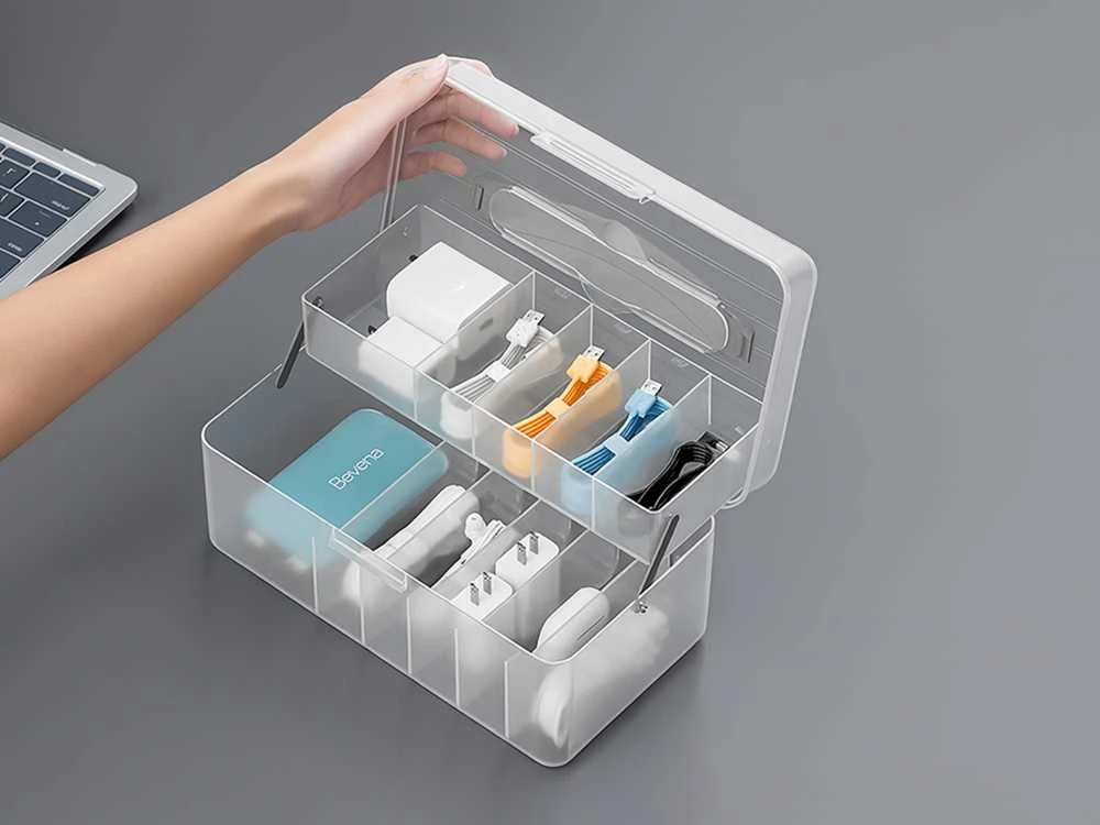 Organizatorius su skyreliais 24x13x10 cm plastikinis