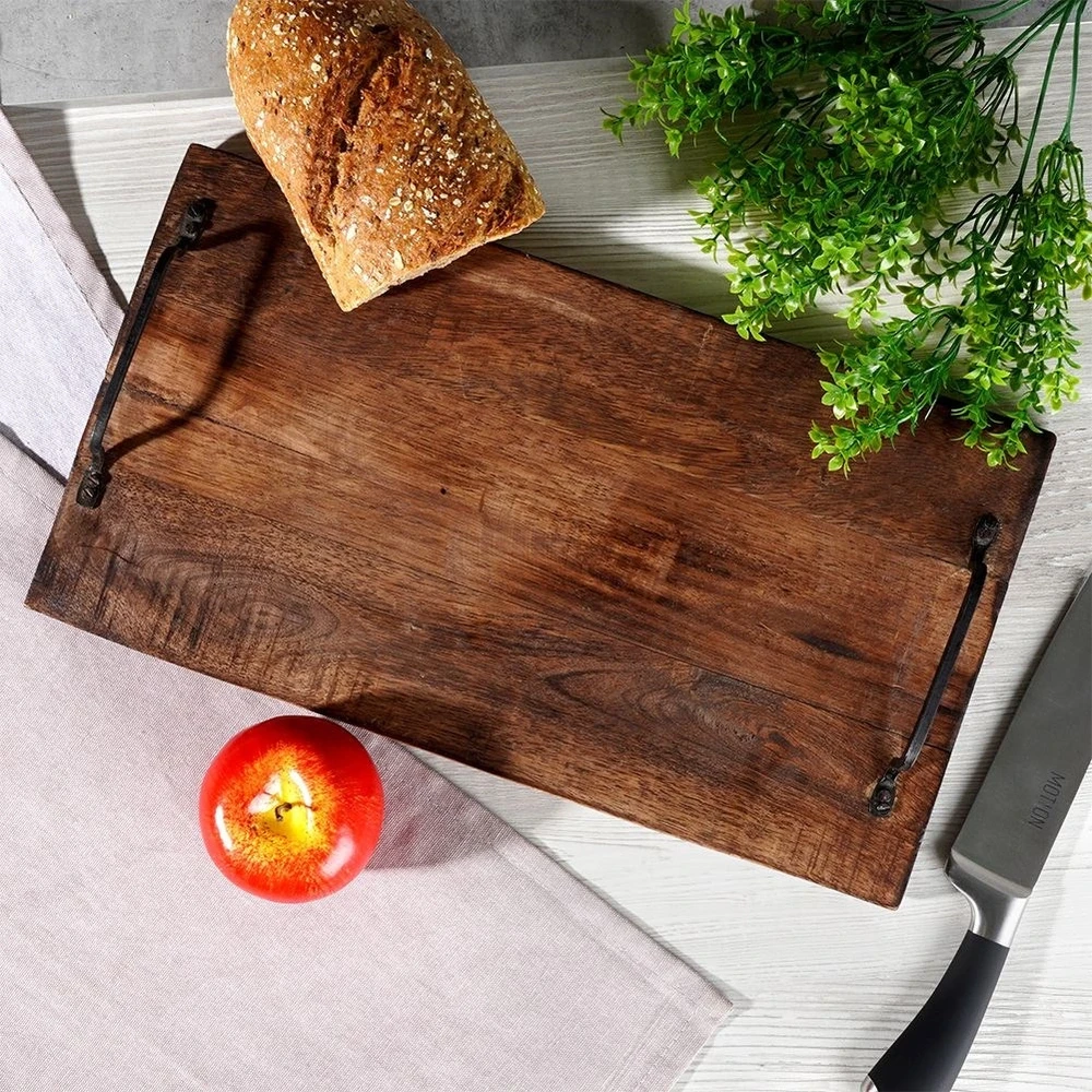 Pjaustymo lentelė iš mango medienos su metalinėmis rankenomis, ruda, 40,5 × 21,5 × 5,5 cm