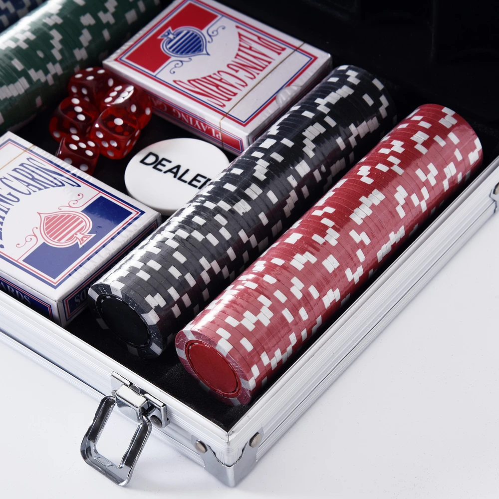 HOMCOM pokerio lagaminas, 200 pokerio žetonų, 2 kortų kaladės, 5 kauliukai, aliumininis lagaminas, polistirenas, 29,5x20,5x6,5 cm, žaidimų vakarams