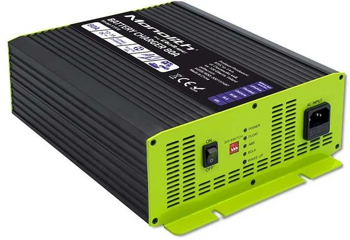 "Qoltec" pažangus profesionalus monolitinis akumuliatorių įkroviklis LiFePO4 AGM GEL SLA akumuliatoriams | 80A | 12V | greitas įkrovimas
