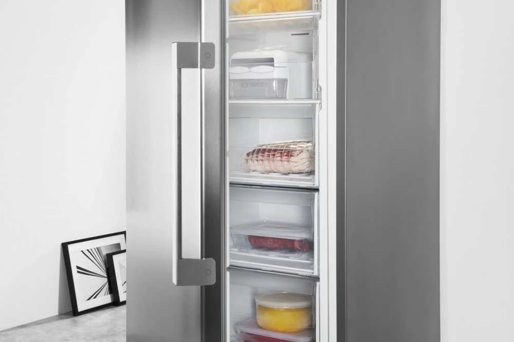 Šaldiklis Whirlpool UW8 F2Y XBI F 2