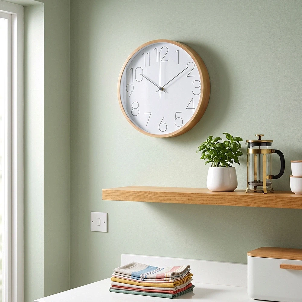 Home Styling Collection Sieninis laikrodis su medieną imituojančiu rėmu, baltas, Ø 30 cm