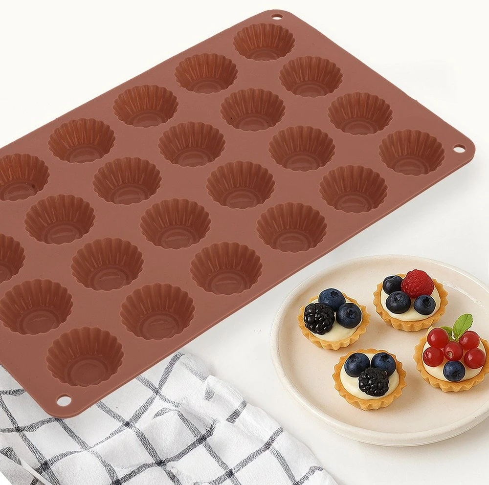 Silikoninė kepimo forma 24 mini keksiukams, ruda, 27,5 × 17 × 1,3 cm