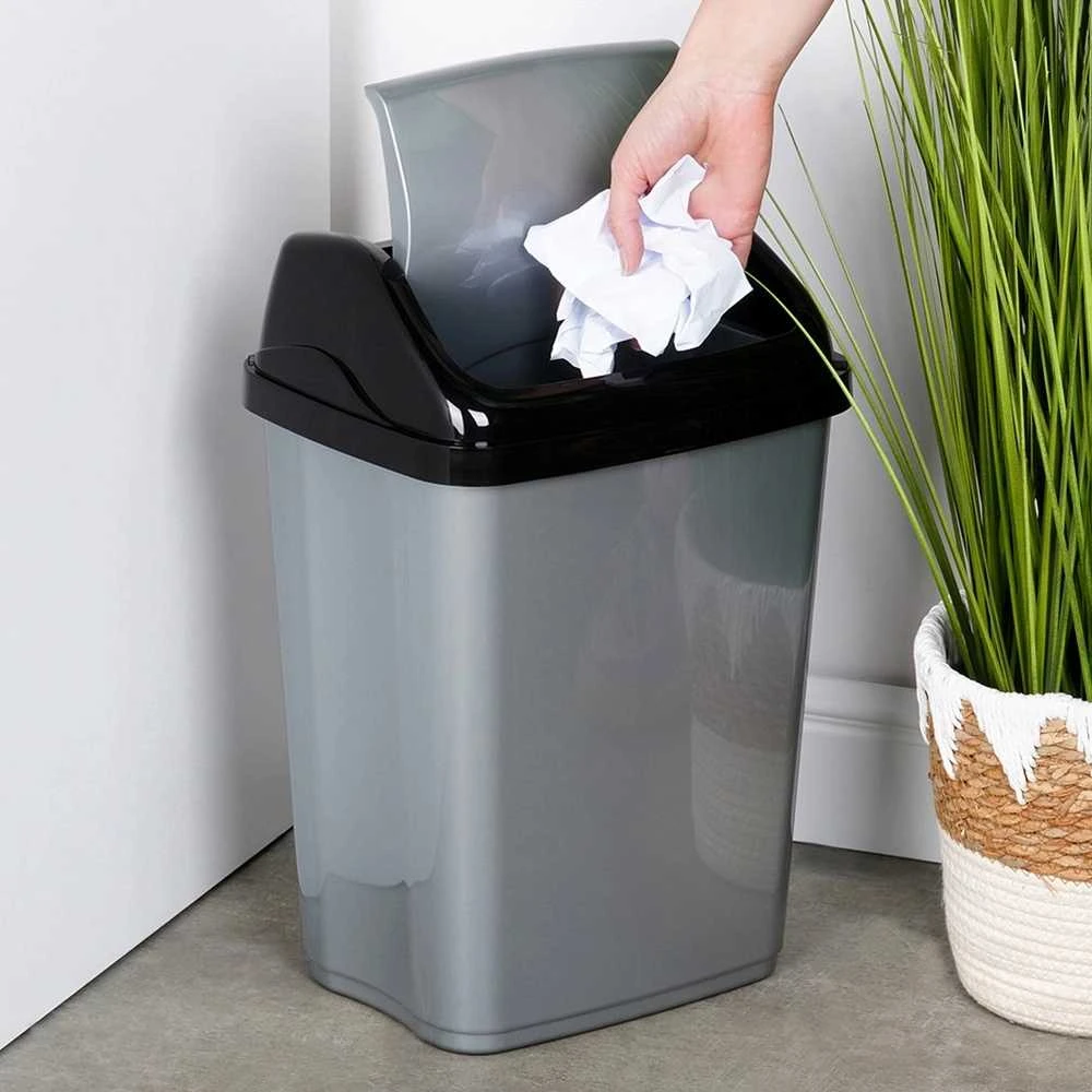 Šiukšlių dėžė plastikinė 16 l pilka su pakeliamu dangčiu