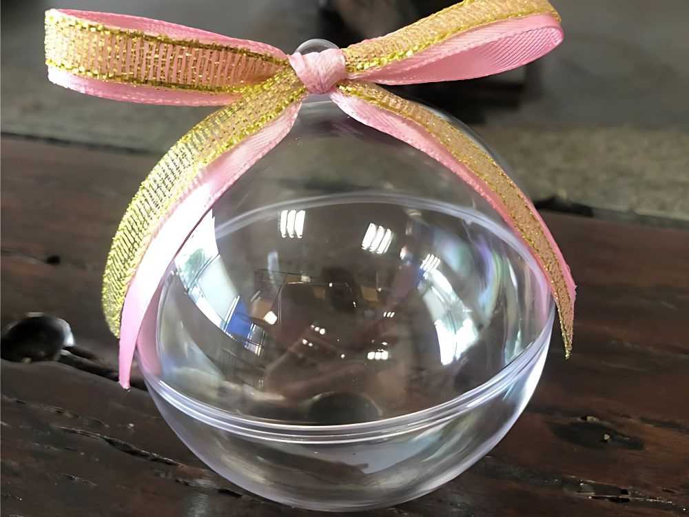 Skaidrios plastikinės kalėdinės dekoracijos, 8 cm, 12 vnt.