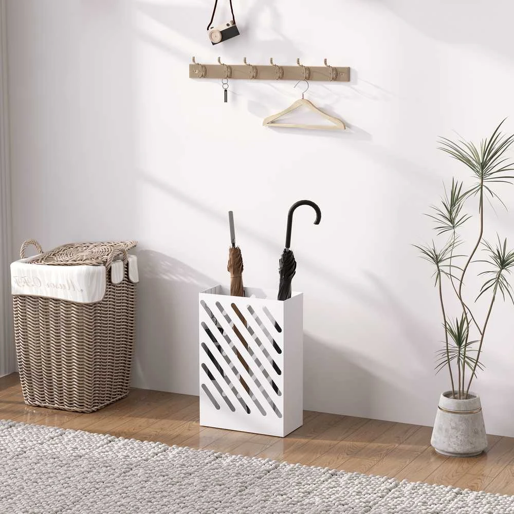 HOMCOM skėčių stovas su 4 kabliukais ir vandens surinkimo padėklu, skirtas skėčiams ir lazdoms, plieno, 28 x 14 x 41 cm, baltas