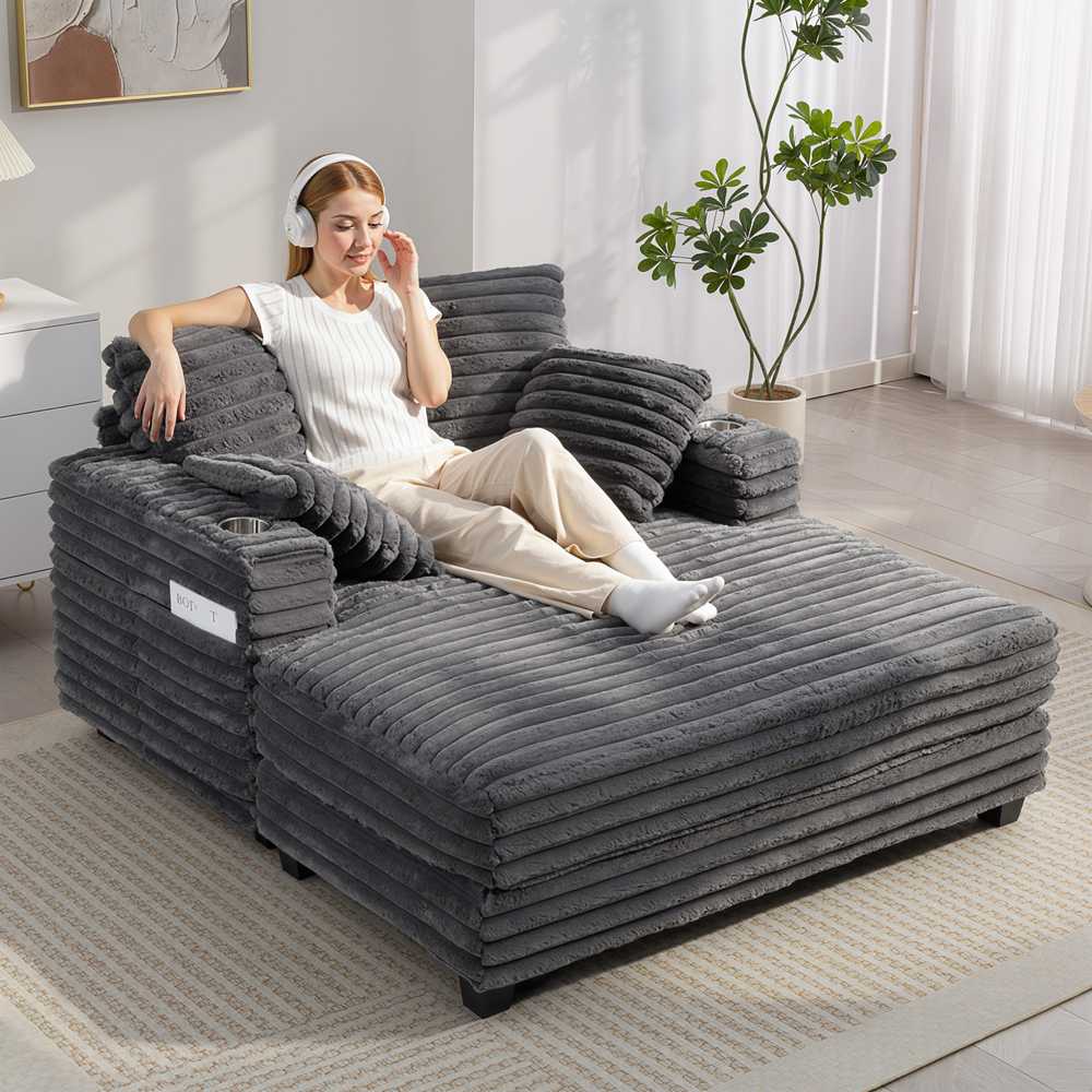 Sofa 134 x 151 cm