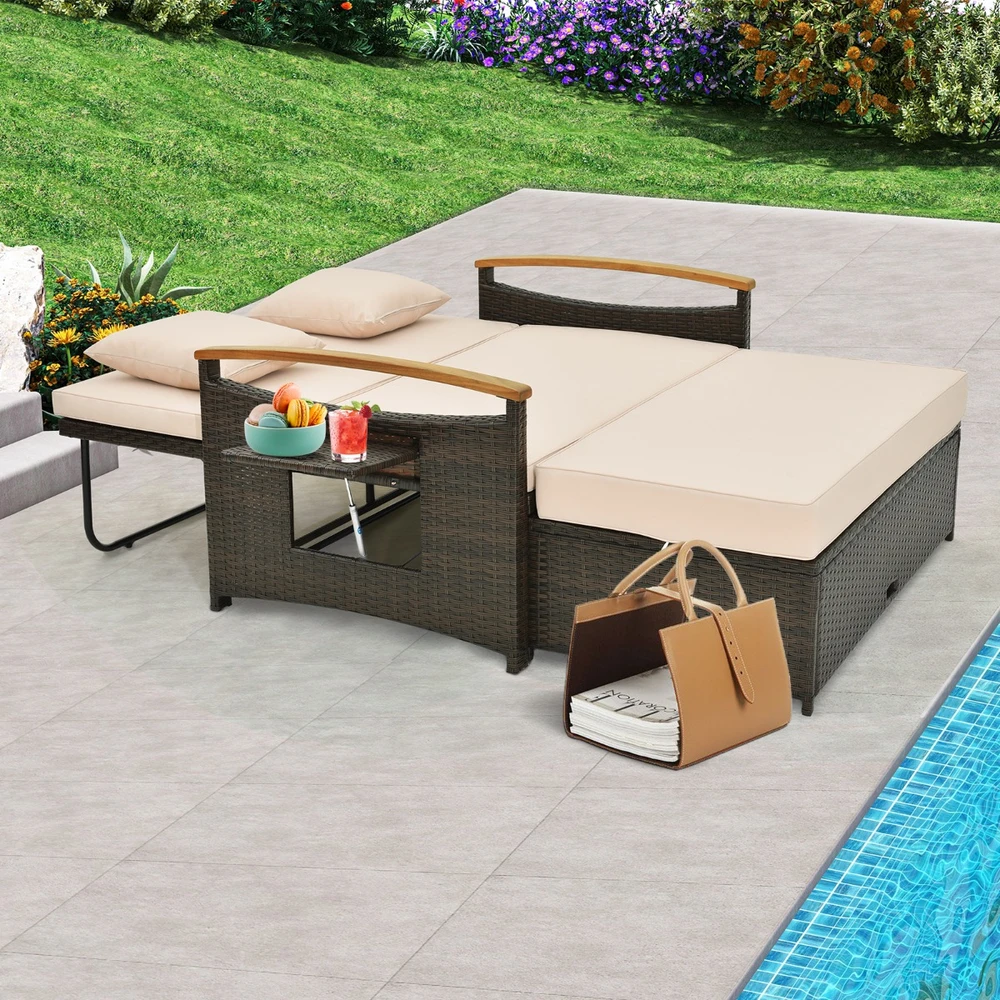 Sofa Lauko dienos lova ir pufas 2 vnt.
