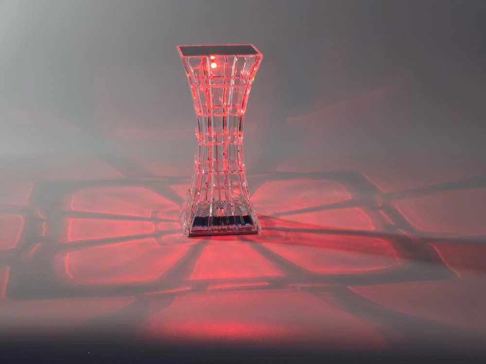 Stalinė LED RGB stalinė lempa su pultu, 18 cm