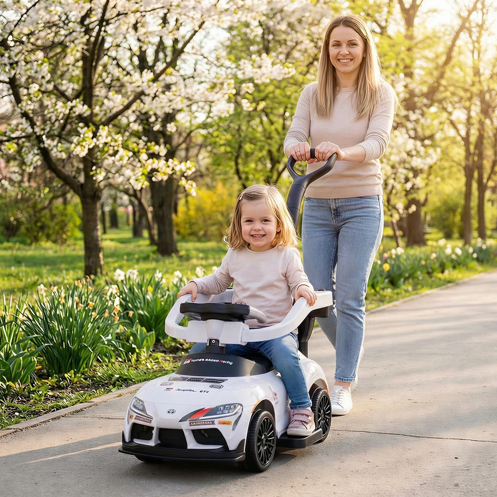 Stumdomas automobilis baltas