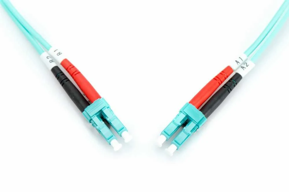 Assmann Electronic „Assmann“ elektroninis DIGITUS šviesolaidinis laidas nuo LC iki LC daugiamodis 50/125 mju dvipusis ilgas 1 m klasė OM3