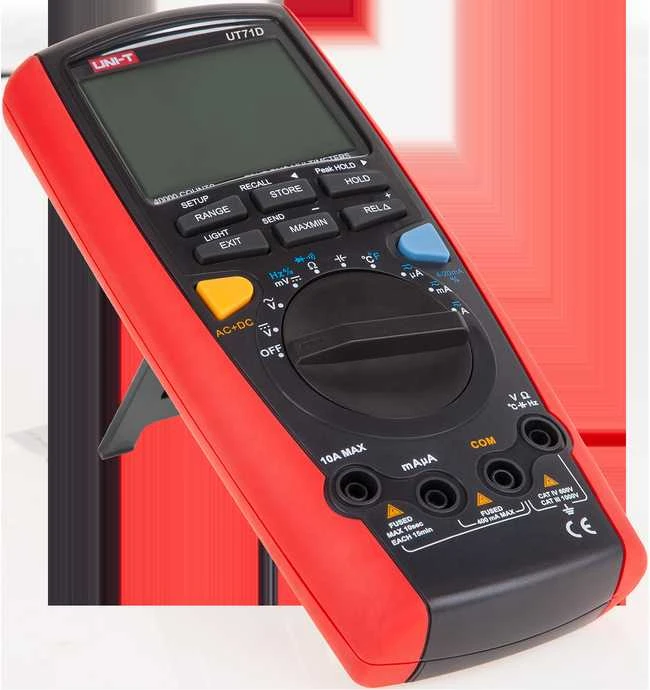 UNIVERSALUS MATAVIMO PRIETAISAS UT-71D UNI-T