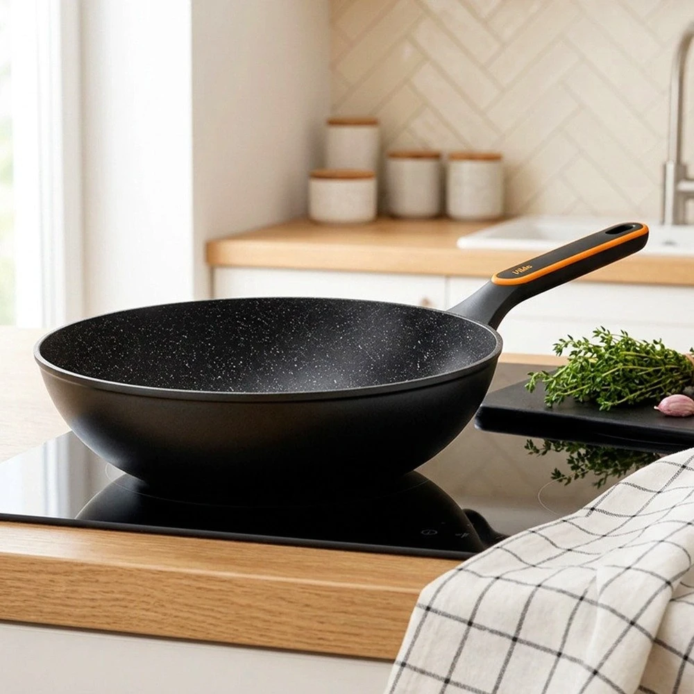 Wok keptuvė su granitine danga, juoda, Ø 32 cm