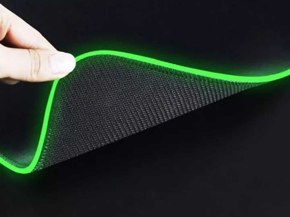 Žaidimų pelės kilimėlis su RGB LED apšvietimu, 80x30 cm