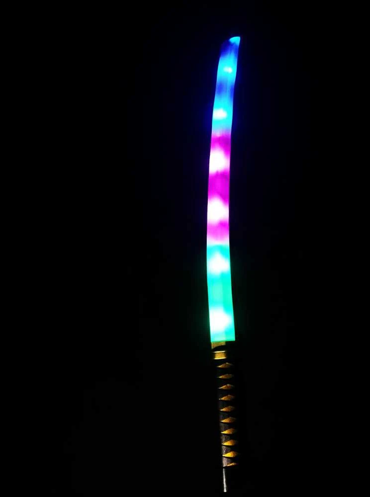 LED šviečiantis kardas