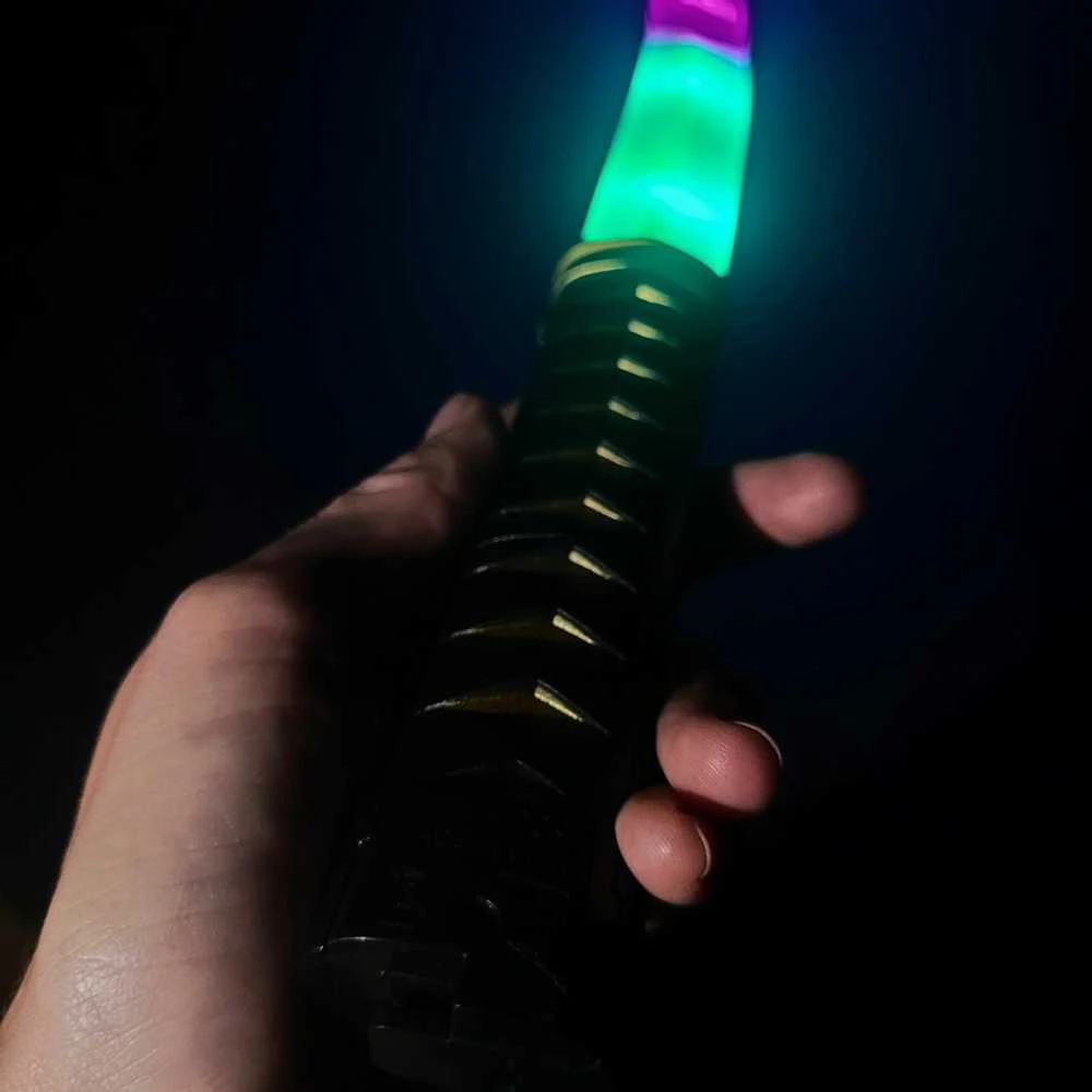 LED šviečiantis kardas
