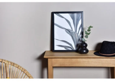 ĄŽUOLINĖ KONSOLĖ 105X38 : Apdaila - Be apdailos