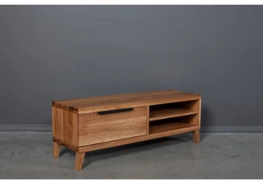 HUGO 120cm Ąžuolinis TV staliukas : Apdaila - Aliejuota bespalviu linų sėmenų aliejumi, Aukštis - 48cm