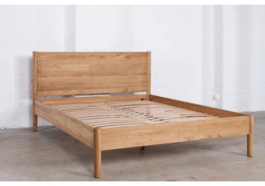 HYGGE WOODEN 200 ĄŽUOLINĖ LOVA : Apdaila - Aliejuota bespalviu linų sėmenų aliejumi, Čiužinio dydis - 200x200cm