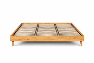 OAKY 200 Ąžuolinės Lovos rėmas : Apdaila - Be apdailos, Čiužinio dydis - 200x200cm, Kojos - Metalinės, juodos spalvos, lovoms