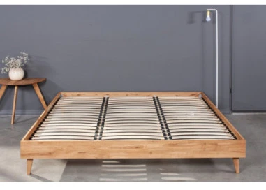 OAKY 200 Ąžuolinės Lovos rėmas : Apdaila - Be apdailos, Čiužinio dydis - 200x200cm, Kojos - Metalinės, juodos spalvos, lovoms
