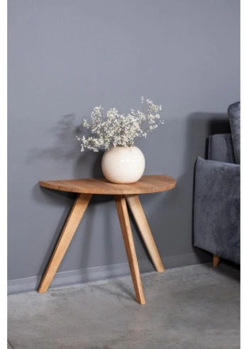 MOON OAKY 70 ąžuolinis šoninis staliukas : Apdaila - Aliejuota bespalviu linų sėmenų aliejumi, Aukštis - 52cm