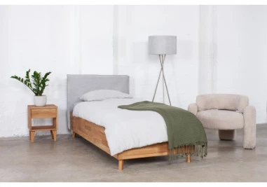 OAKY 39cm Ąžuolinė spintelė prie lovos : Apdaila - Aliejuota bespalviu aliejumi su kietaisiais vaškais, Aukštis - 52cm