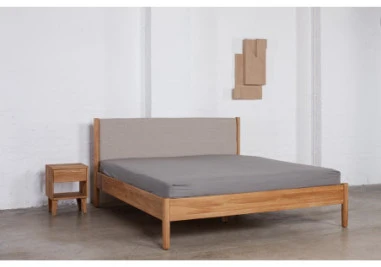 OAKY 39cm Ąžuolinė spintelė prie lovos : Apdaila - Aliejuota bespalviu aliejumi su kietaisiais vaškais, Aukštis - 52cm