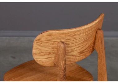 PAULA WOODEN (70cm) pilnai ąžuolinė baro kėdė : Apdaila - Be apdailos