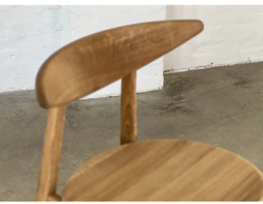 SOLO WOODEN (70cm) pilnai ąžuolinė baro kėdė : Apdaila - Aliejuota bespalviu linų sėmenų aliejumi
